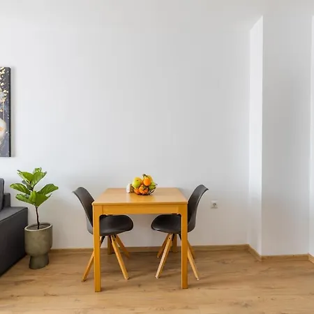 Apartment Chic Downtown Flat
