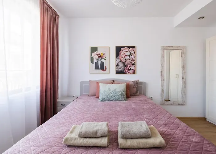 Chic Downtown Flat Varna