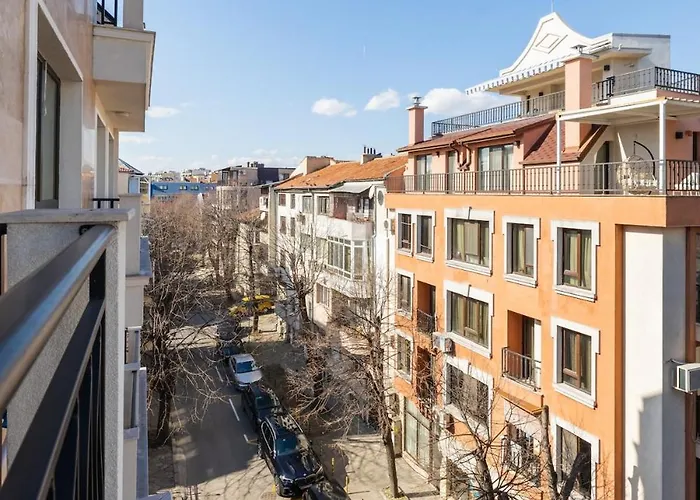 Chic Downtown Flat * Varna